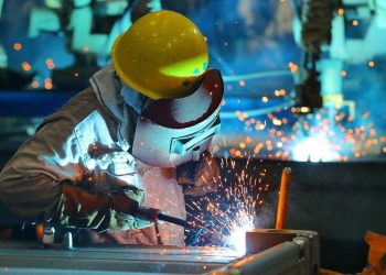 Manufacturing Slows Around the World, According to Forex Signals for August 1